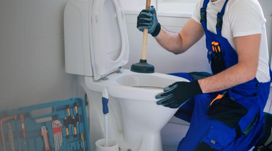 Professional sewer line repair services in Deep River, IA
